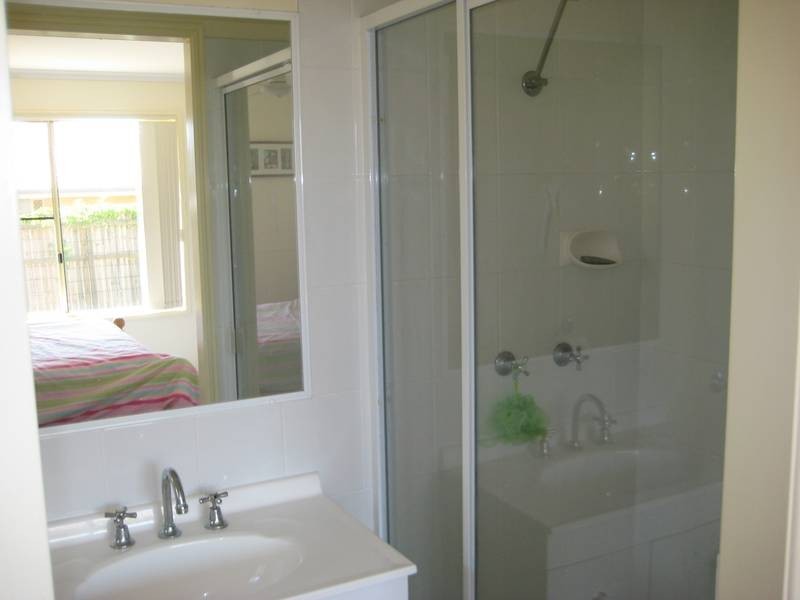 7 Malcolm Court, Point Vernon QLD 4655