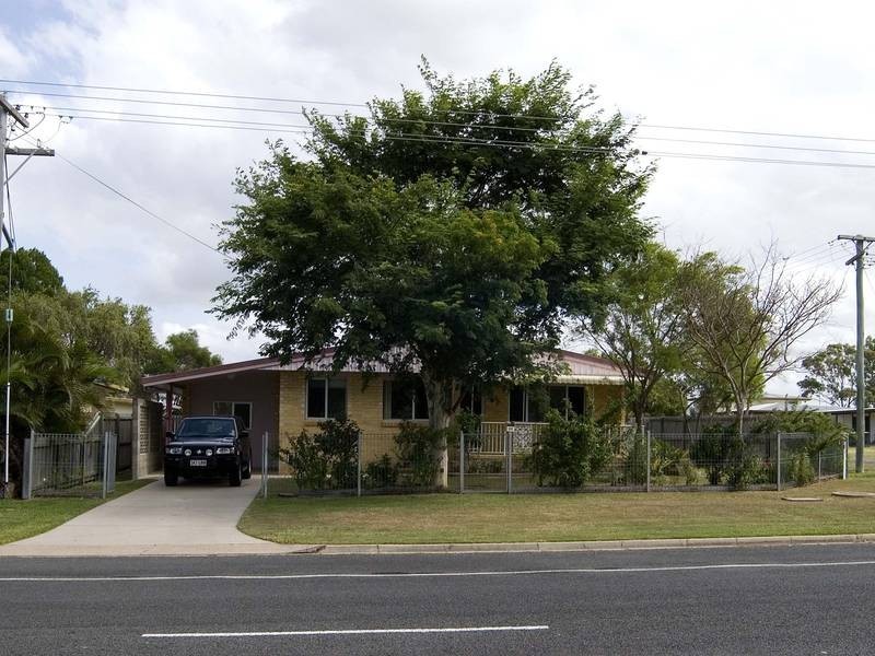 26 Dover Street Pialba, Pialba QLD 4655