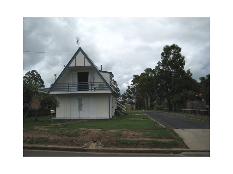 35 Stephenson Street, Pialba QLD 4655