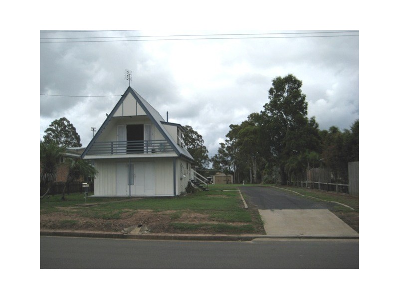 35 Stephenson Street, Pialba QLD 4655