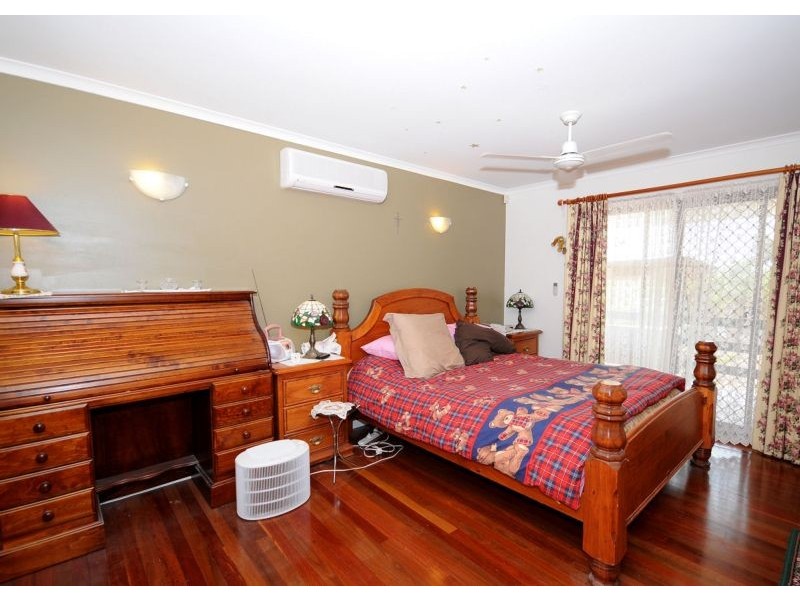4 Andersen Avenue, Urraween QLD 4655