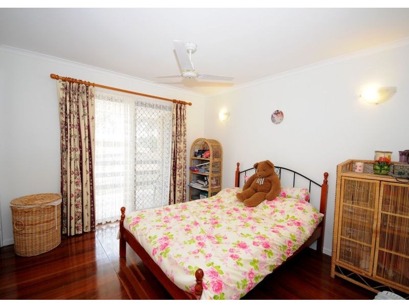 4 Andersen Avenue, Urraween QLD 4655