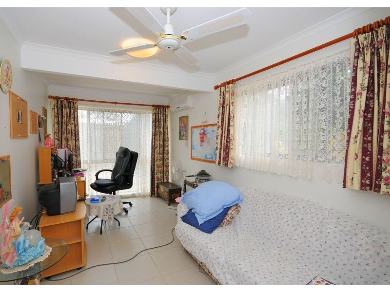 4 Andersen Avenue, Urraween QLD 4655