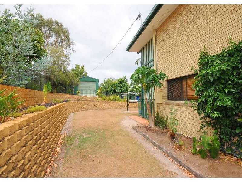 4 Andersen Avenue, Urraween QLD 4655