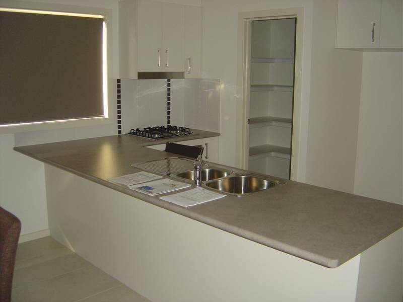 7a Lady Nelson Mariners cove, Eli Waters QLD 4655