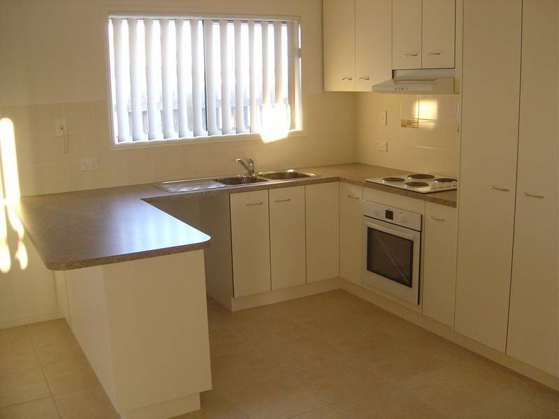 9 Dory Drive, Point Vernon QLD 4655