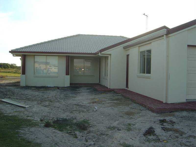 119 Bounty Circuit, Mariners Cove, Eli Waters QLD 4655