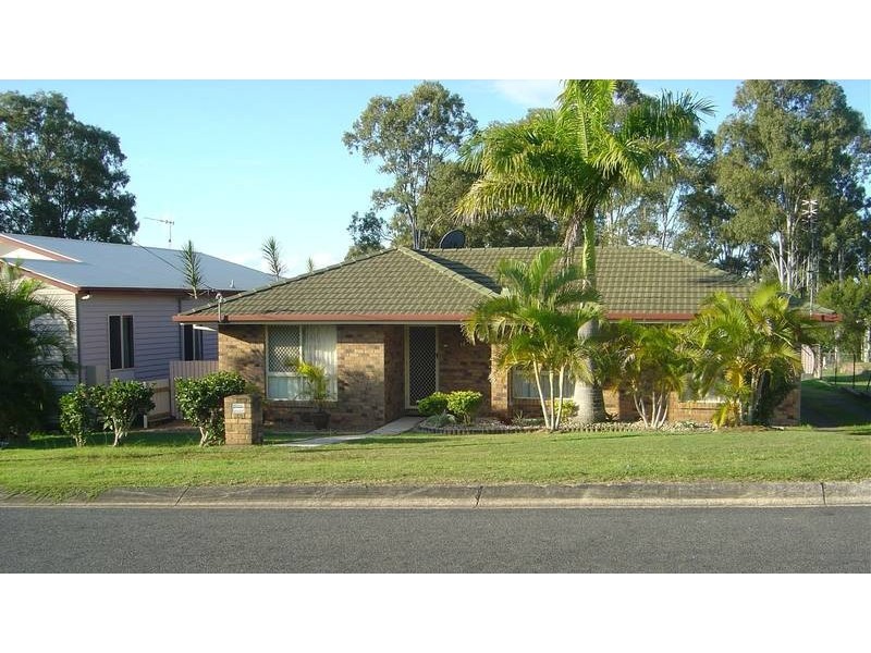 18 Island Outlook, River Heads QLD 4655