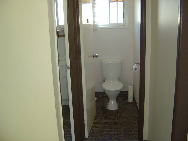 615 Boat Harbour Drive, Urangan QLD 4655