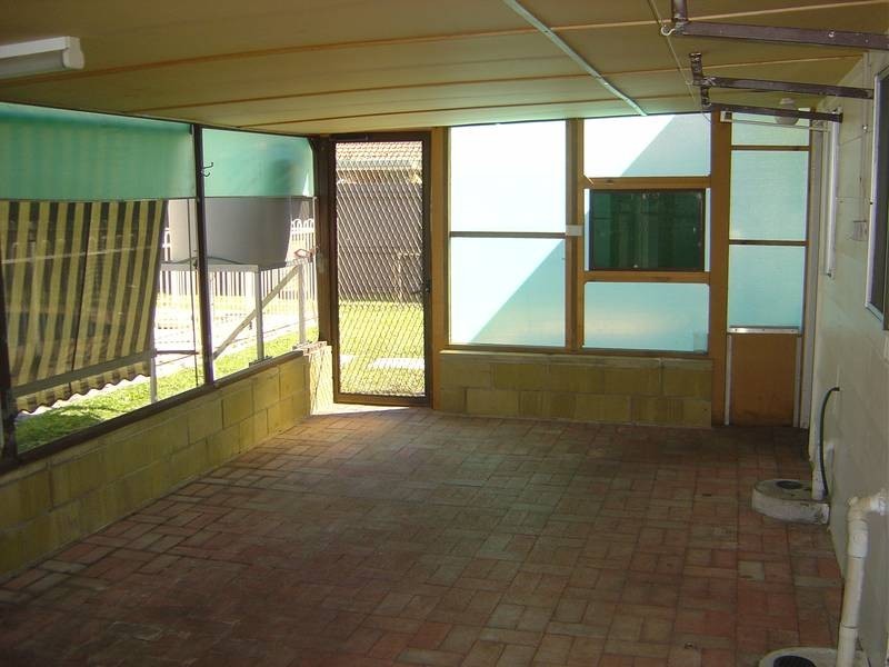 615 Boat Harbour Drive, Urangan QLD 4655