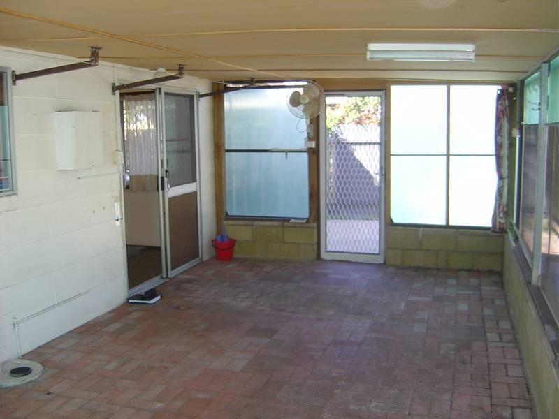 615 Boat Harbour Drive, Urangan QLD 4655