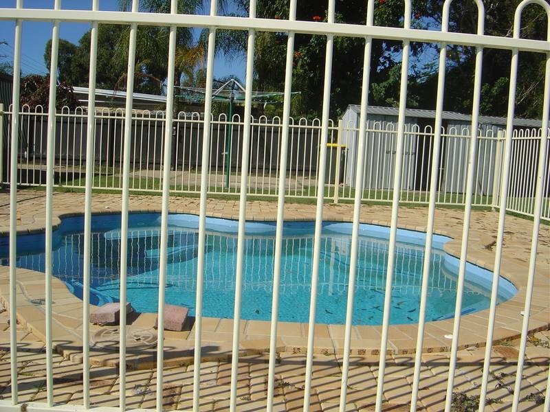 615 Boat Harbour Drive, Urangan QLD 4655