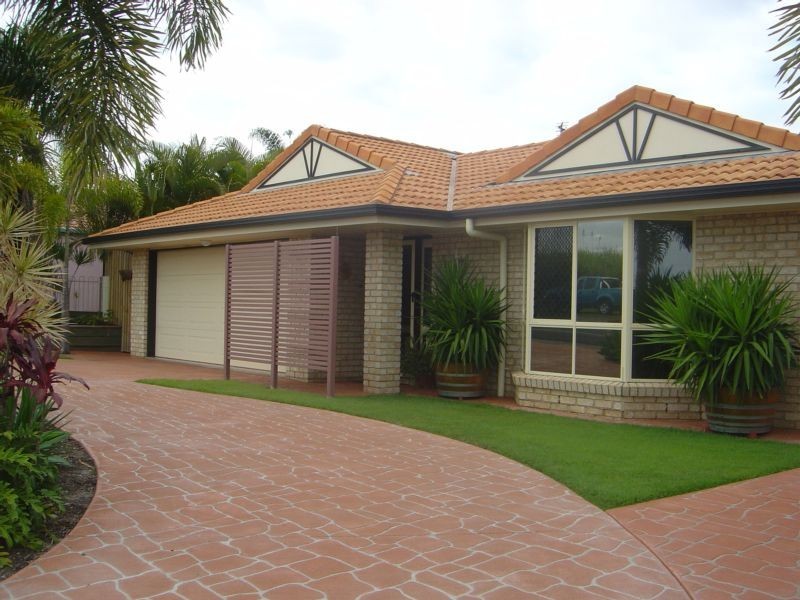17 McLiver, Kawungan QLD 4655