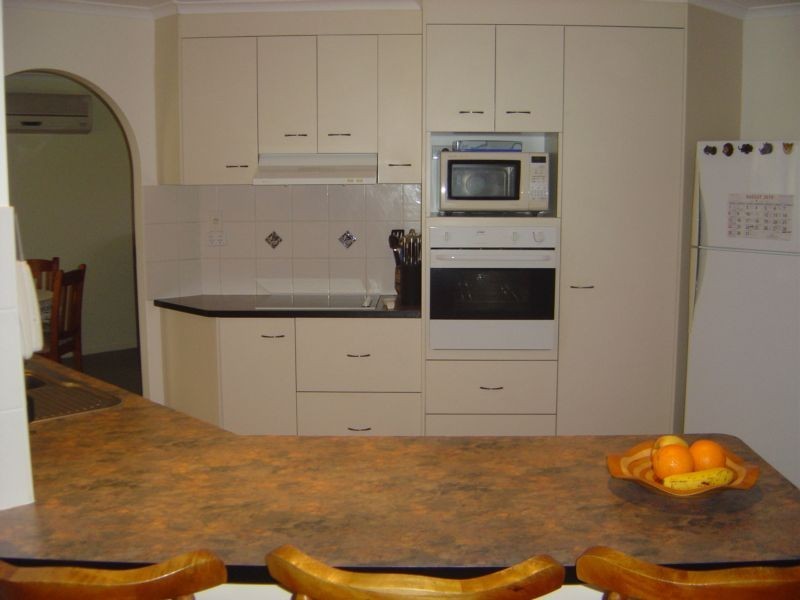 17 McLiver, Kawungan QLD 4655