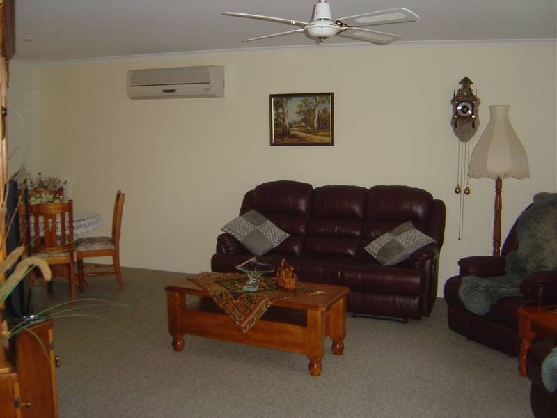 17 McLiver, Kawungan QLD 4655