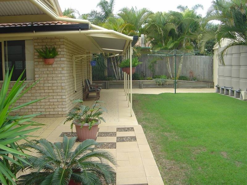 17 McLiver, Kawungan QLD 4655