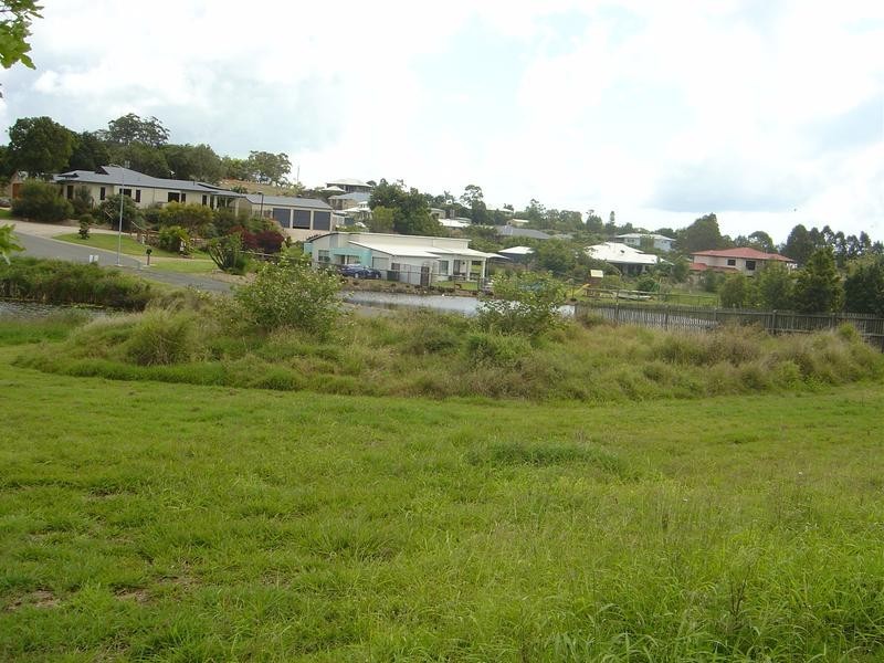 2 Jasmine Court, Dundowran Beach QLD 4655