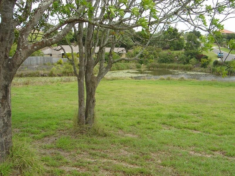 2 Jasmine Court, Dundowran Beach QLD 4655