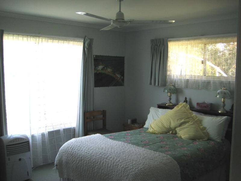 227 Wave Street, Golden Shores, Urraween QLD 4655