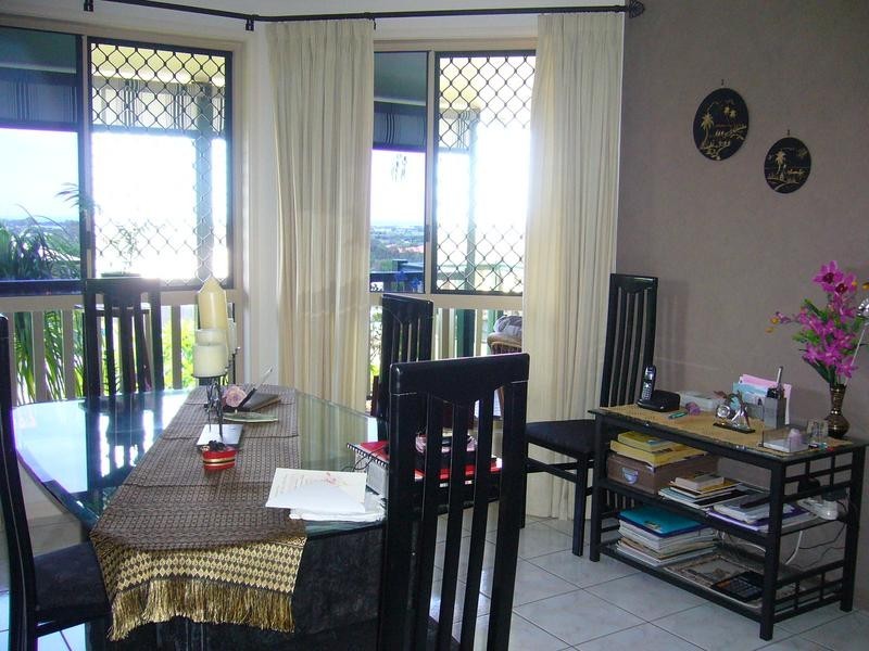 8 Nicholson Court, Urraween QLD 4655