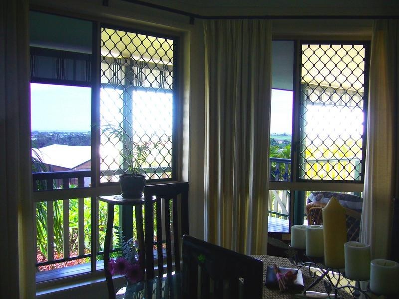 8 Nicholson Court, Urraween QLD 4655