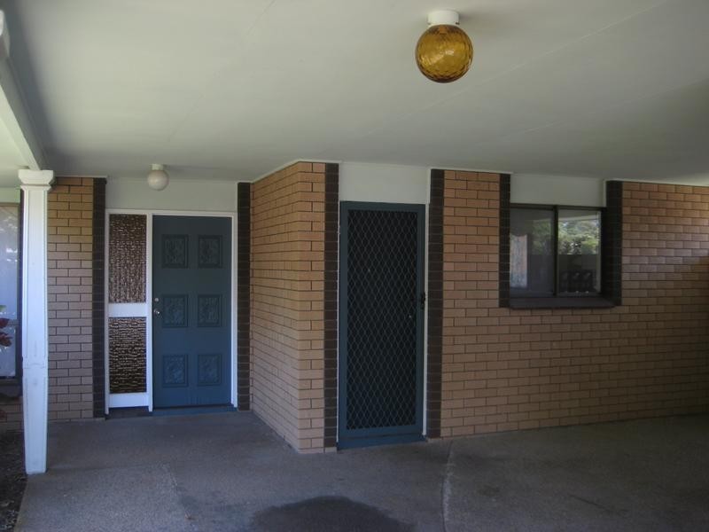 98 Cunningham Street, Urangan QLD 4655