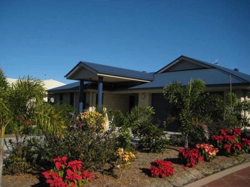 6 Seaway Parade, Toogoom QLD 4655
