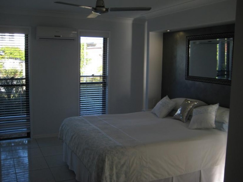 6 Seaway Parade, Toogoom QLD 4655