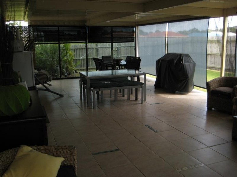 1 Silverleaf Terrace, Toogoom QLD 4655
