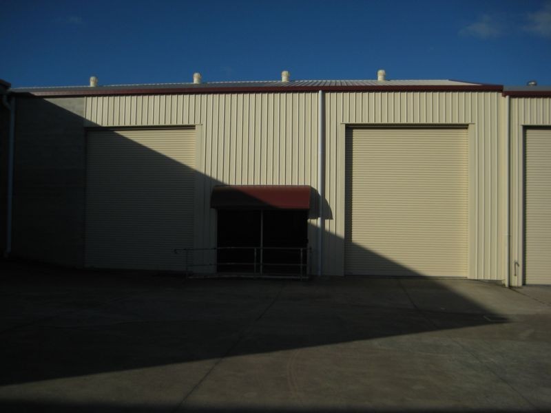 16-18 Driftwood Court, Urangan QLD 4655