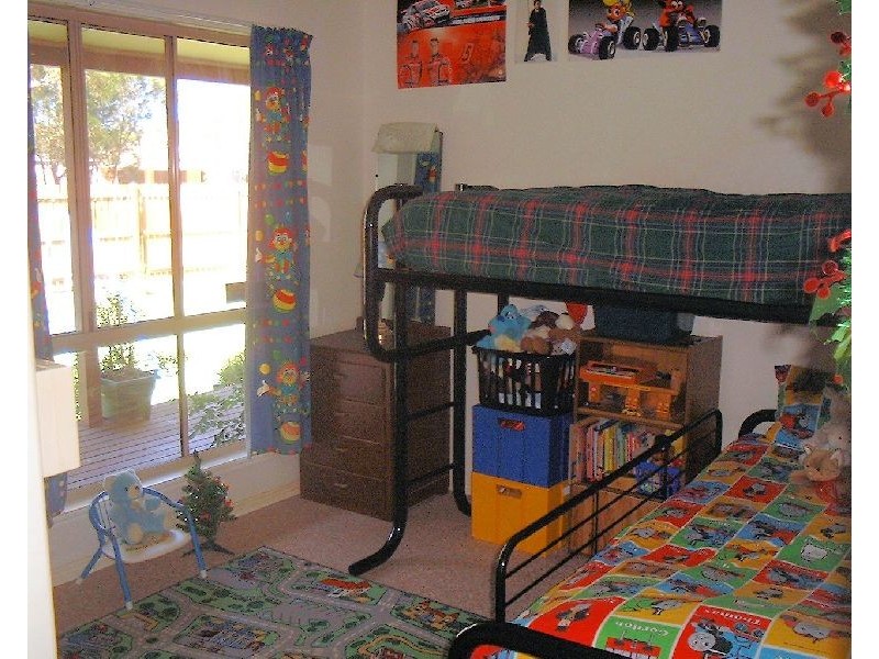 5 San Bromista Court, Urangan QLD 4655
