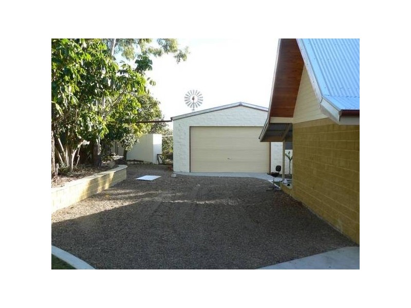 Christensen Street, Urraween QLD 4655