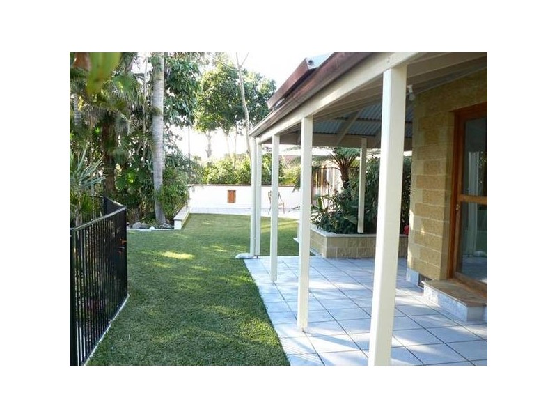 Christensen Street, Urraween QLD 4655