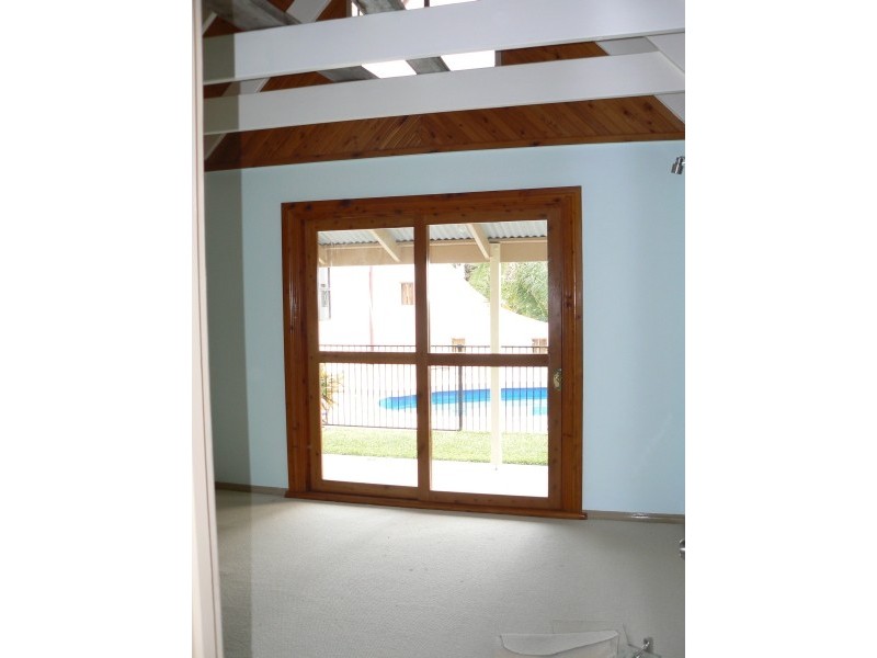 Christensen Street, Urraween QLD 4655