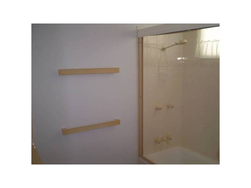 80-85 Margaret Street, Urangan QLD 4655
