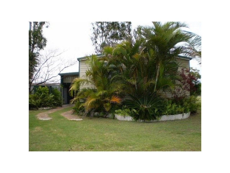 80-85 Margaret Street, Urangan QLD 4655