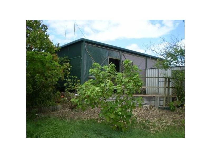 80-85 Margaret Street, Urangan QLD 4655