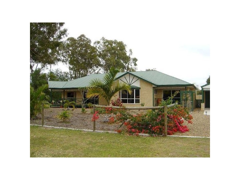 Dundowran QLD 4655