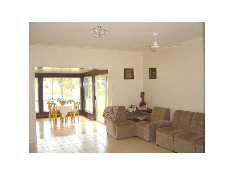 Dundowran QLD 4655
