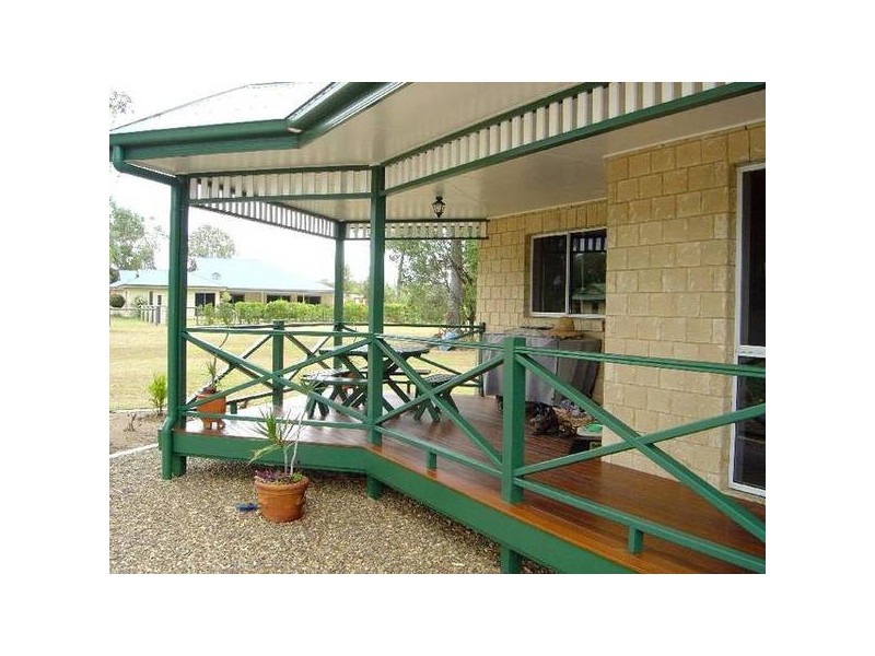 Dundowran QLD 4655