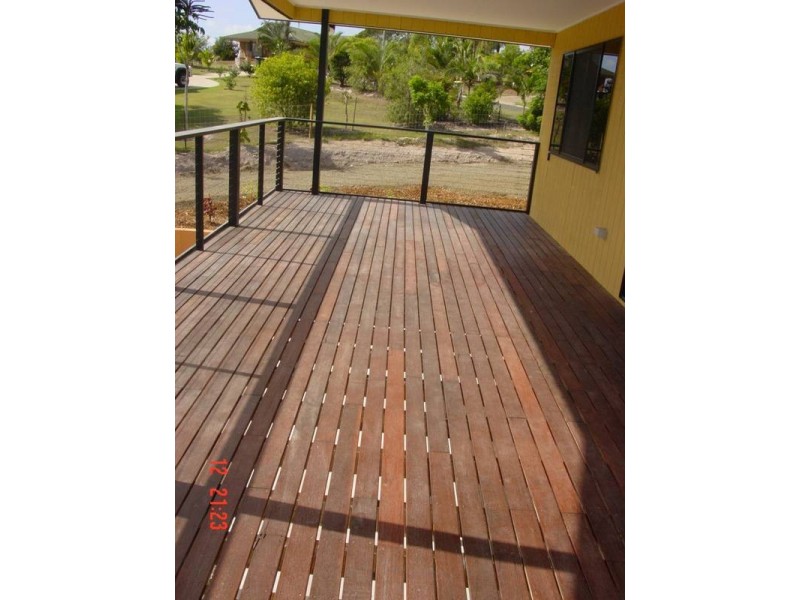 Dundowran QLD 4655