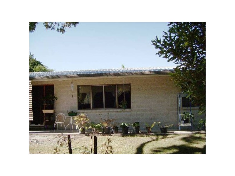 Point Vernon QLD 4655