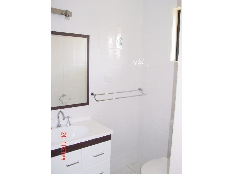 Point Vernon QLD 4655