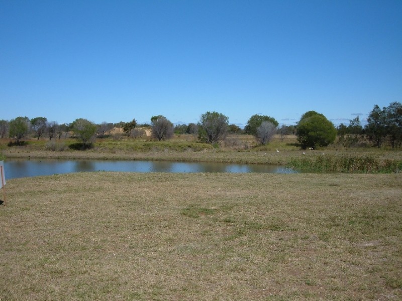 28 Anchorage Circuit, Point Vernon QLD 4655