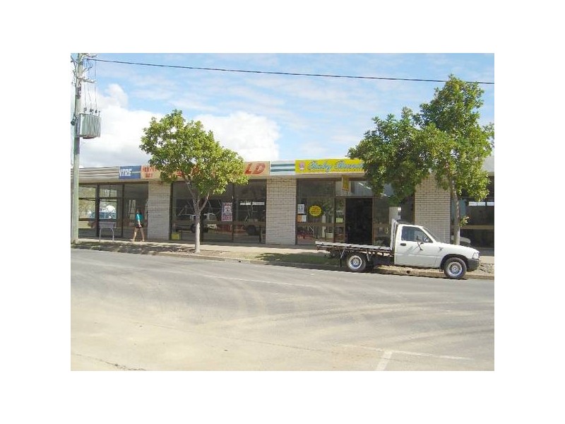 33 Main Street, Pialba QLD 4655