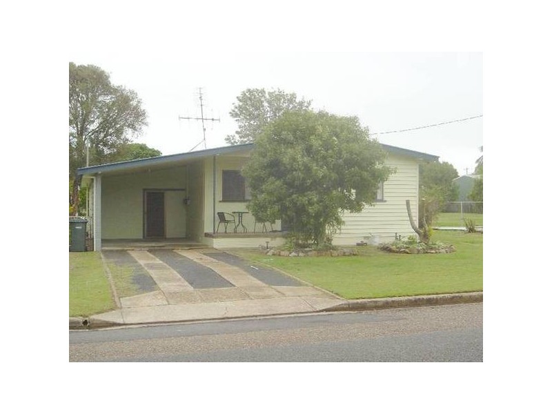 35 Halcro Street, Pialba QLD 4655