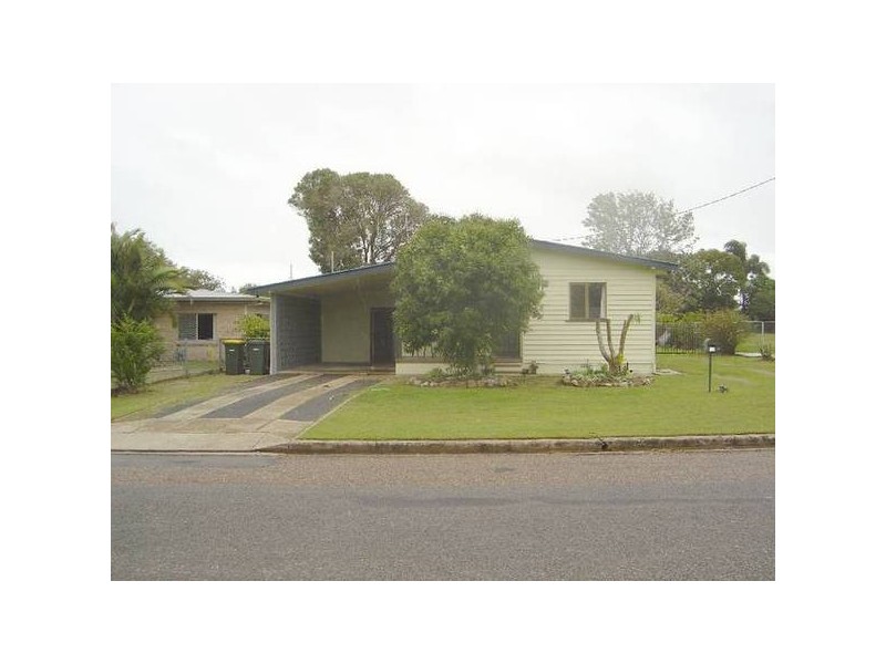 35 Halcro Street, Pialba QLD 4655