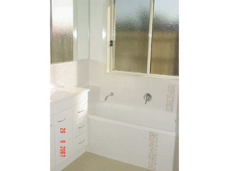 Point Vernon QLD 4655