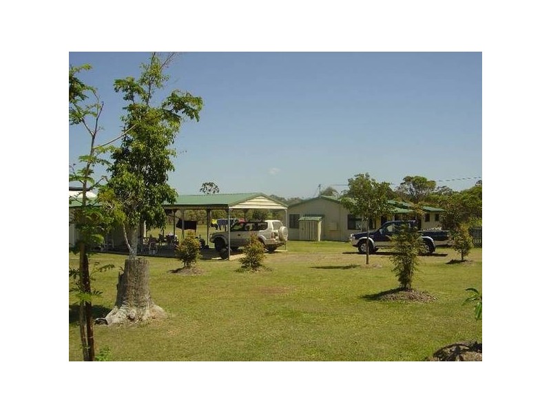 Sunshine Acres QLD 4655