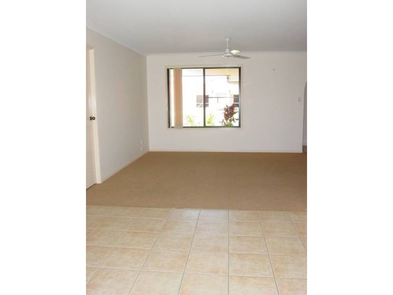 Point Vernon QLD 4655